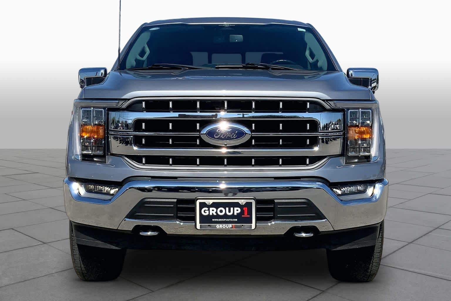 Used 2023 Iconic Silver Metallic Ford LARIAT image 4