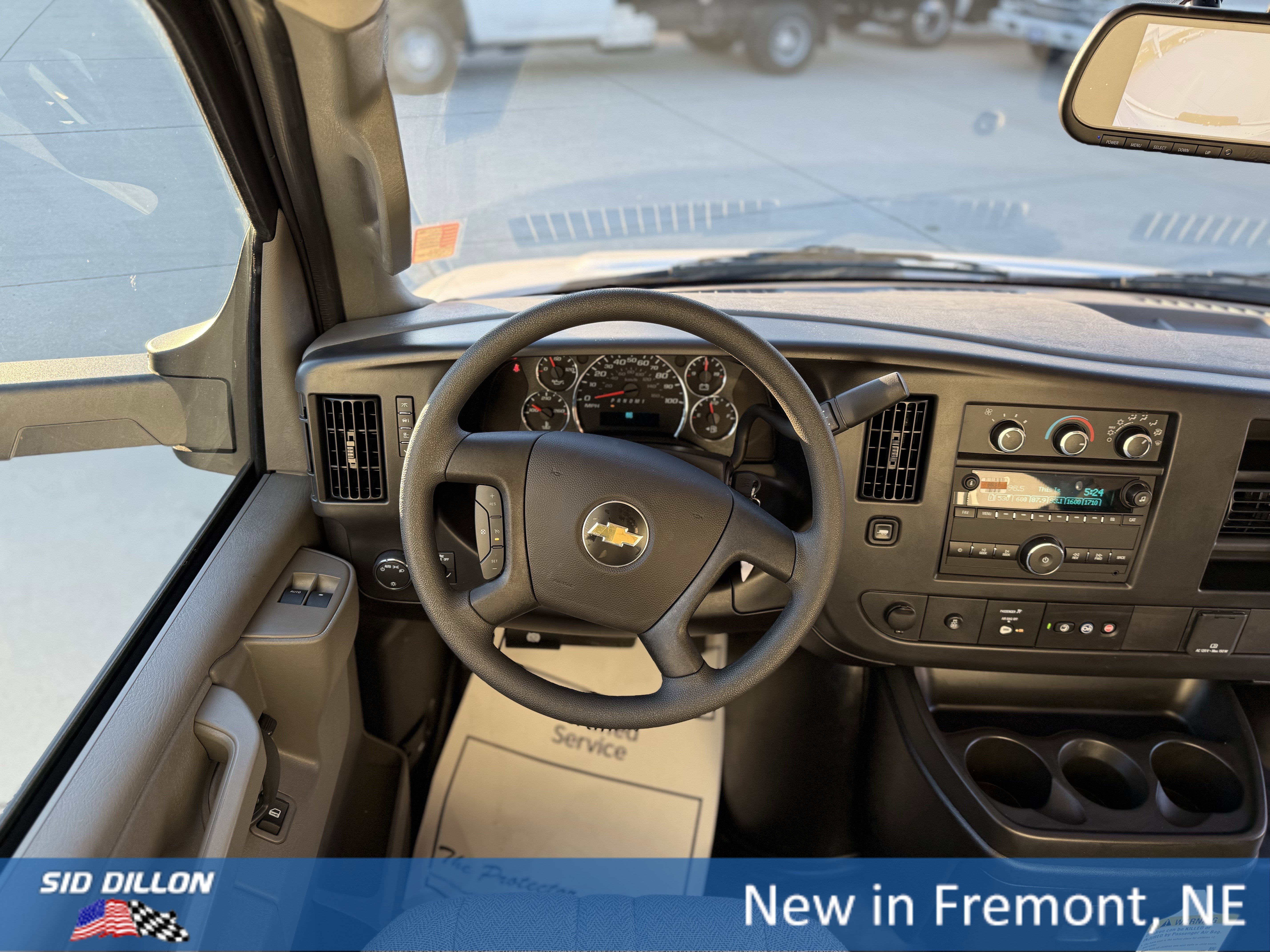 New 2025 Summit White Chevrolet Work Van image 9