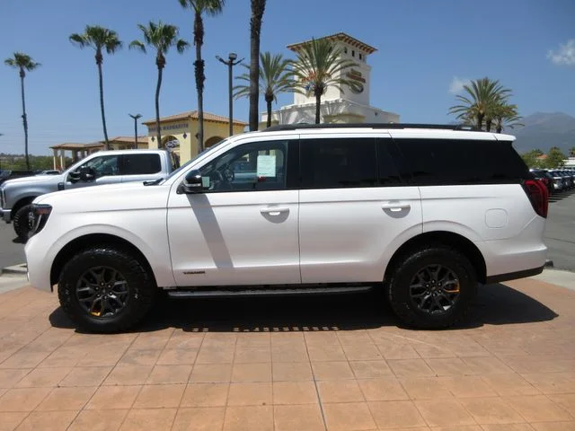 2026 Ford Expedition Tremor 4x4's photo