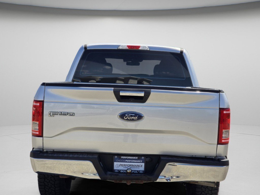 Used 2017 Ingot Silver Ford XL image 18