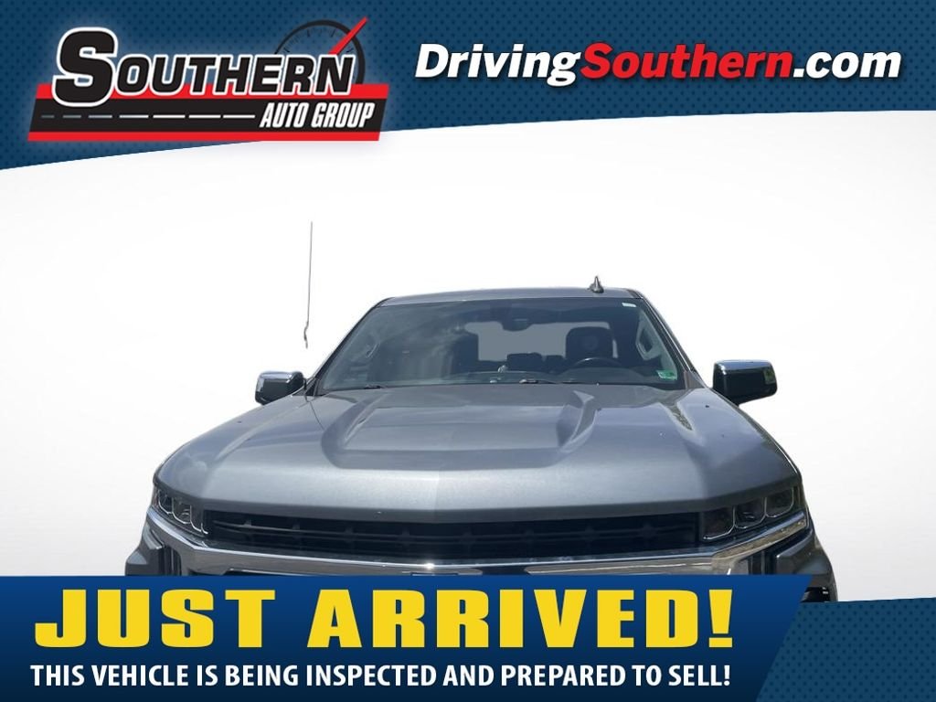 Used 2020 Gray Chevrolet LT image 1