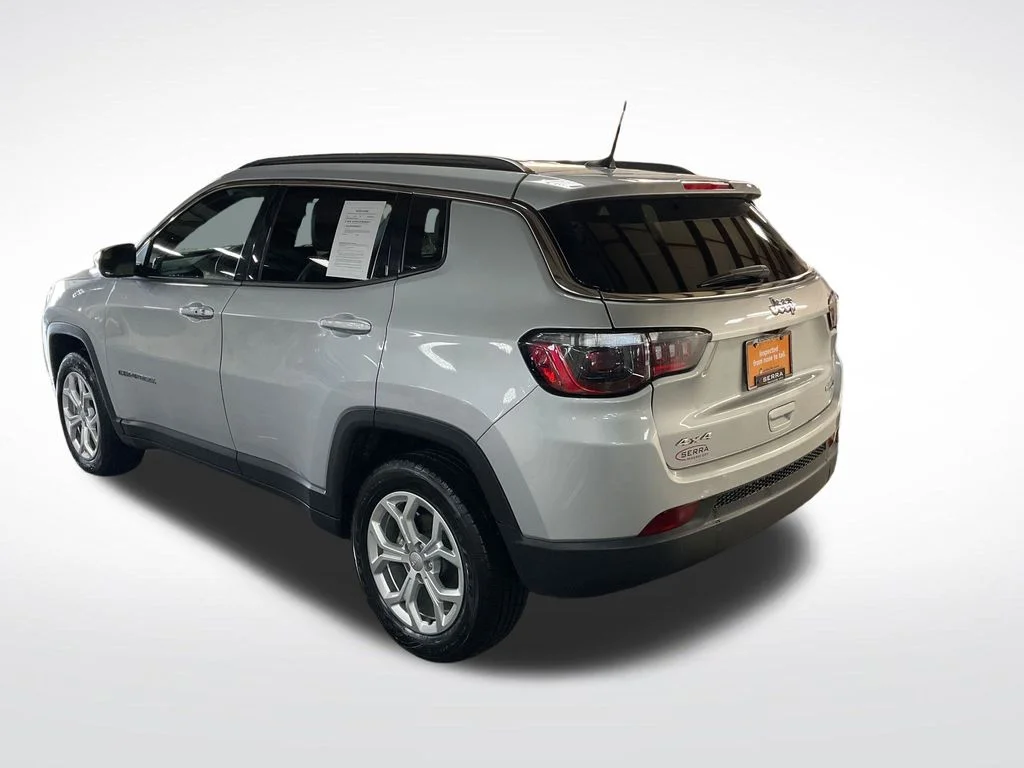 Certified Used 2024 Silver Jeep Latitude image 3