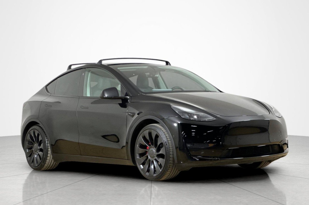 Used 2022 BLACK Tesla Performance image 7