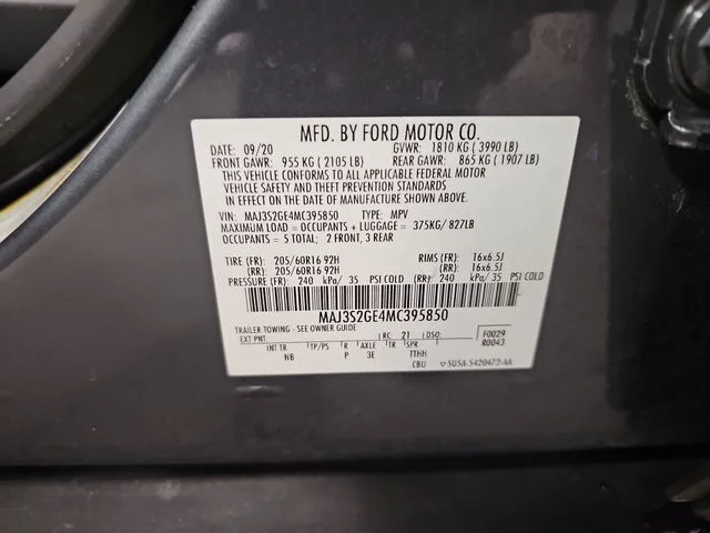 Used 2021 Gray Ford SE image 31