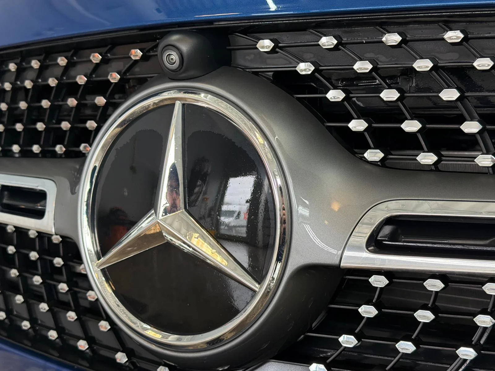 Certified Used 2025 Blue Mercedes-Benz 250 4matic Suv image 25