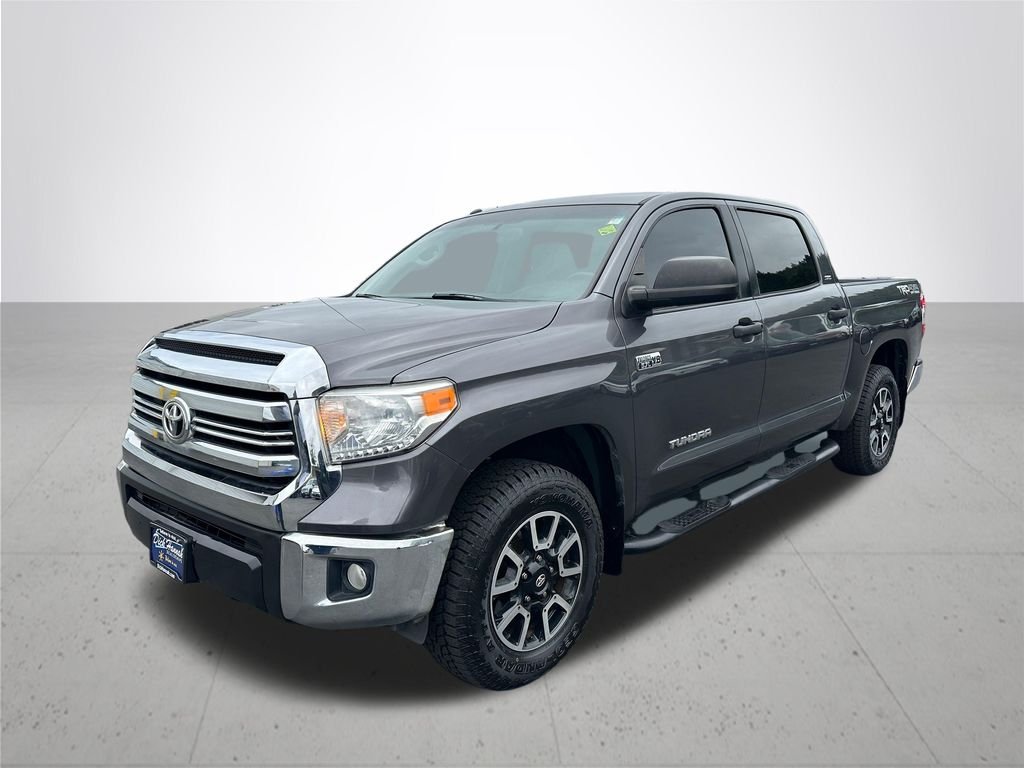 Used 2017 Gray Toyota SR5 image 2