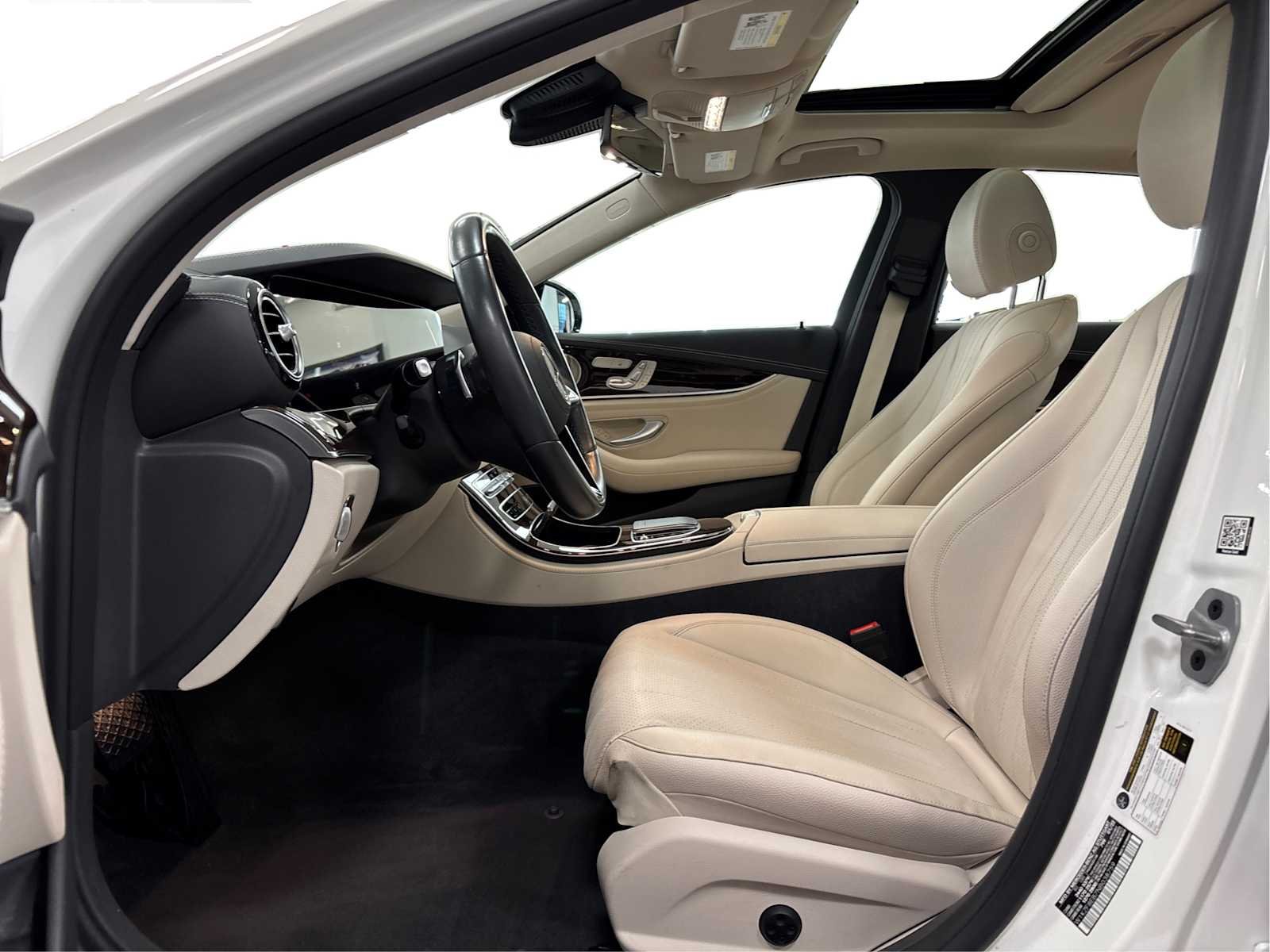 Used 2022 MANUFAKTUR Diamond White Mercedes-Benz E 350 image 9