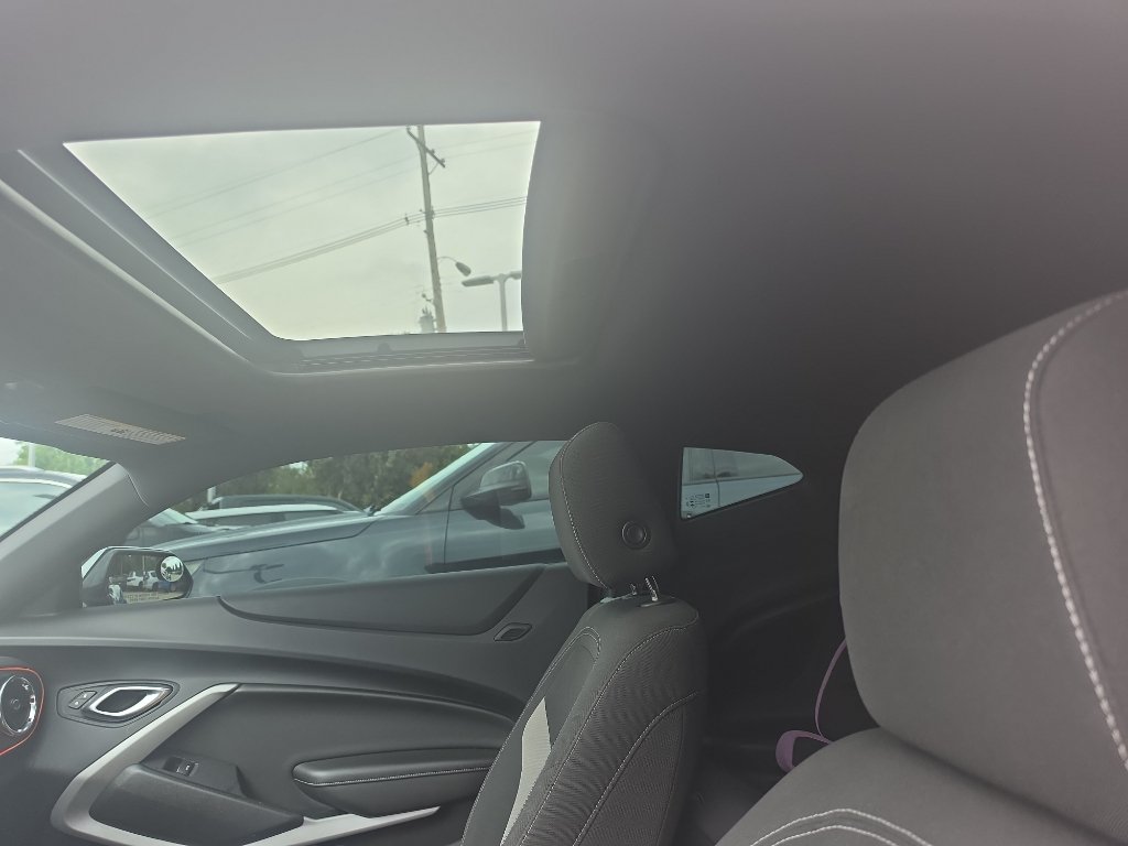 Used 2022 Shadow Gray Metallic Chevrolet LT1 image 6