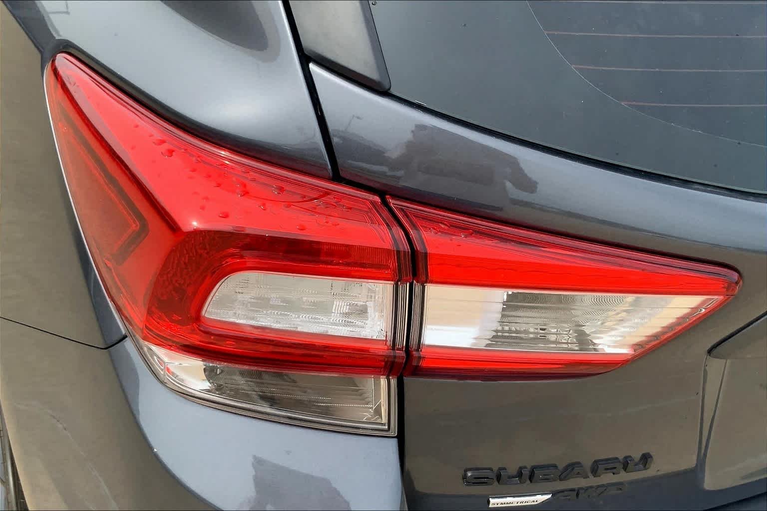 Used 2018 Magnetite Gray Metallic Subaru Premium image 26