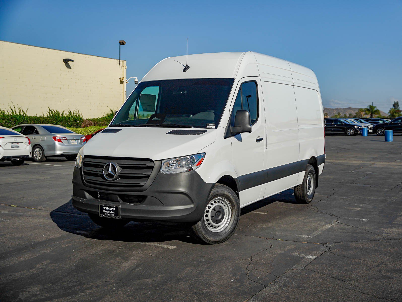 2026 Mercedes-Benz Sprinter 2500 144 WB's photo