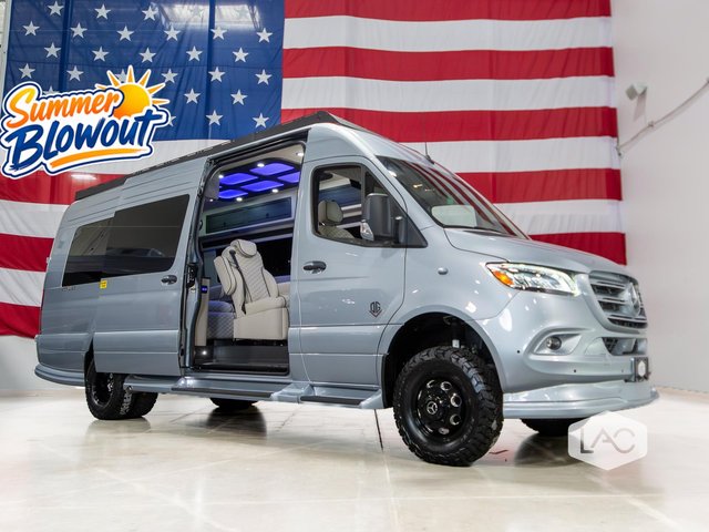 2026 OGV LUXURY COACH V-CRUISE (C6) AWD (10OBA) 1080 ANYWHERE w/ ADV PKG 2.1