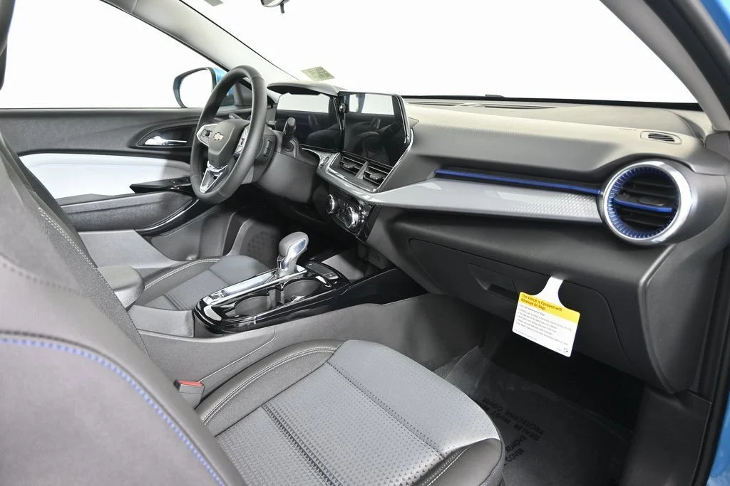2026 Chevrolet Trax LT - Photo 13