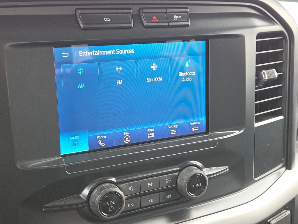 Used 2022 White Ford XL image 24
