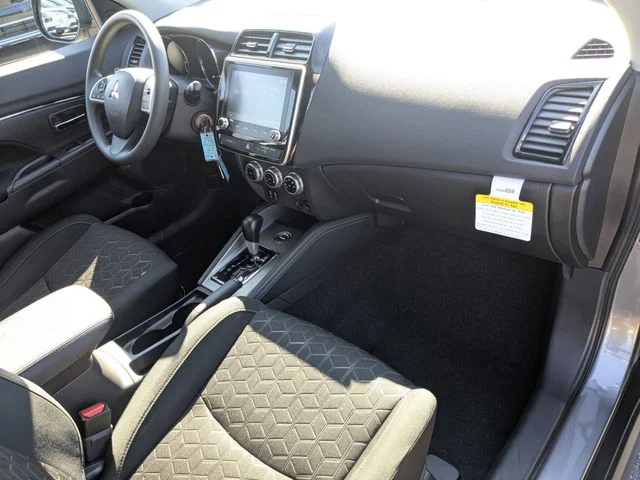 New 2026 Gray Mitsubishi ES image 13