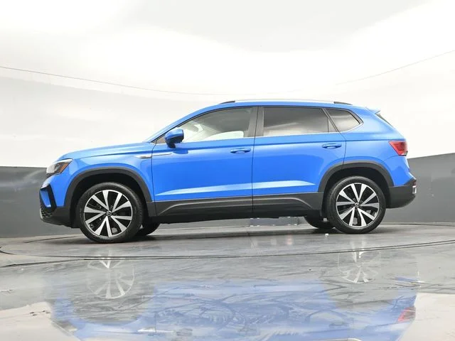 Used 2023 Blue Volkswagen 1.5T SE image 36