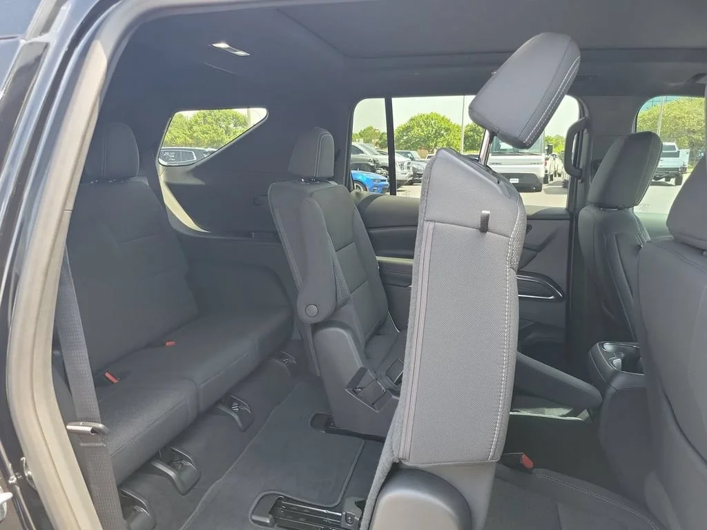 New 2026 Mosaic Black Metallic Chevrolet LT image 28