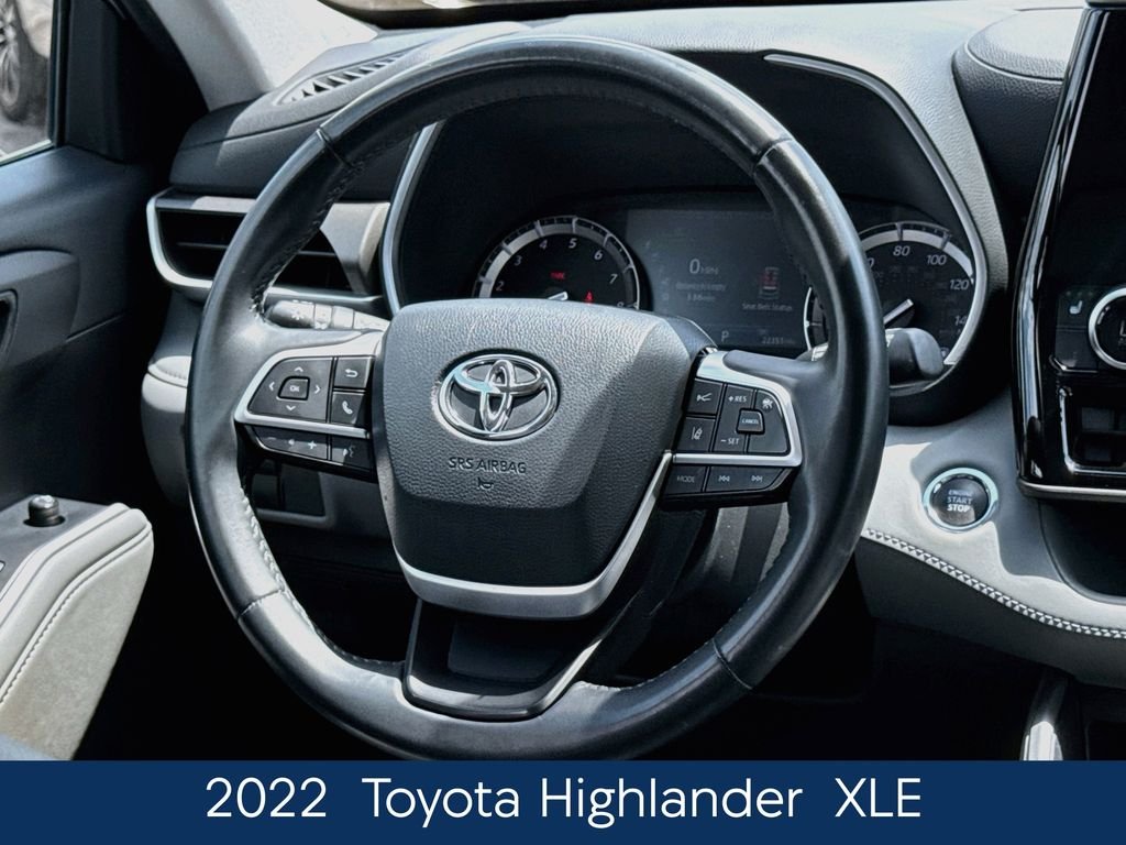 Used 2022 Silver Toyota XLE image 29