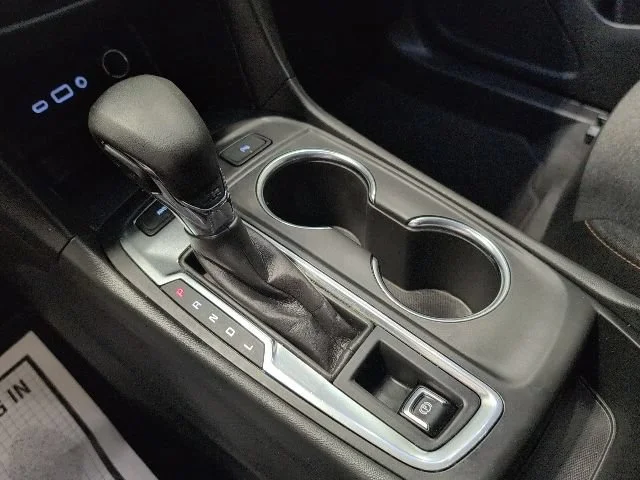 Used 2022 Summit White Chevrolet LT image 15