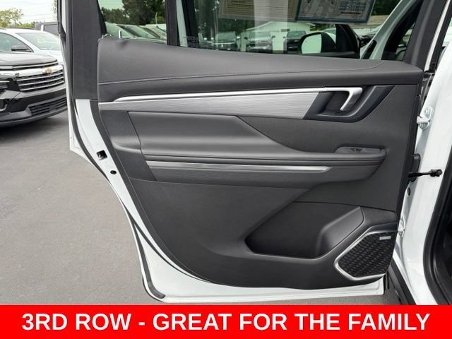 2025 Buick Enclave Preferred - Photo 13