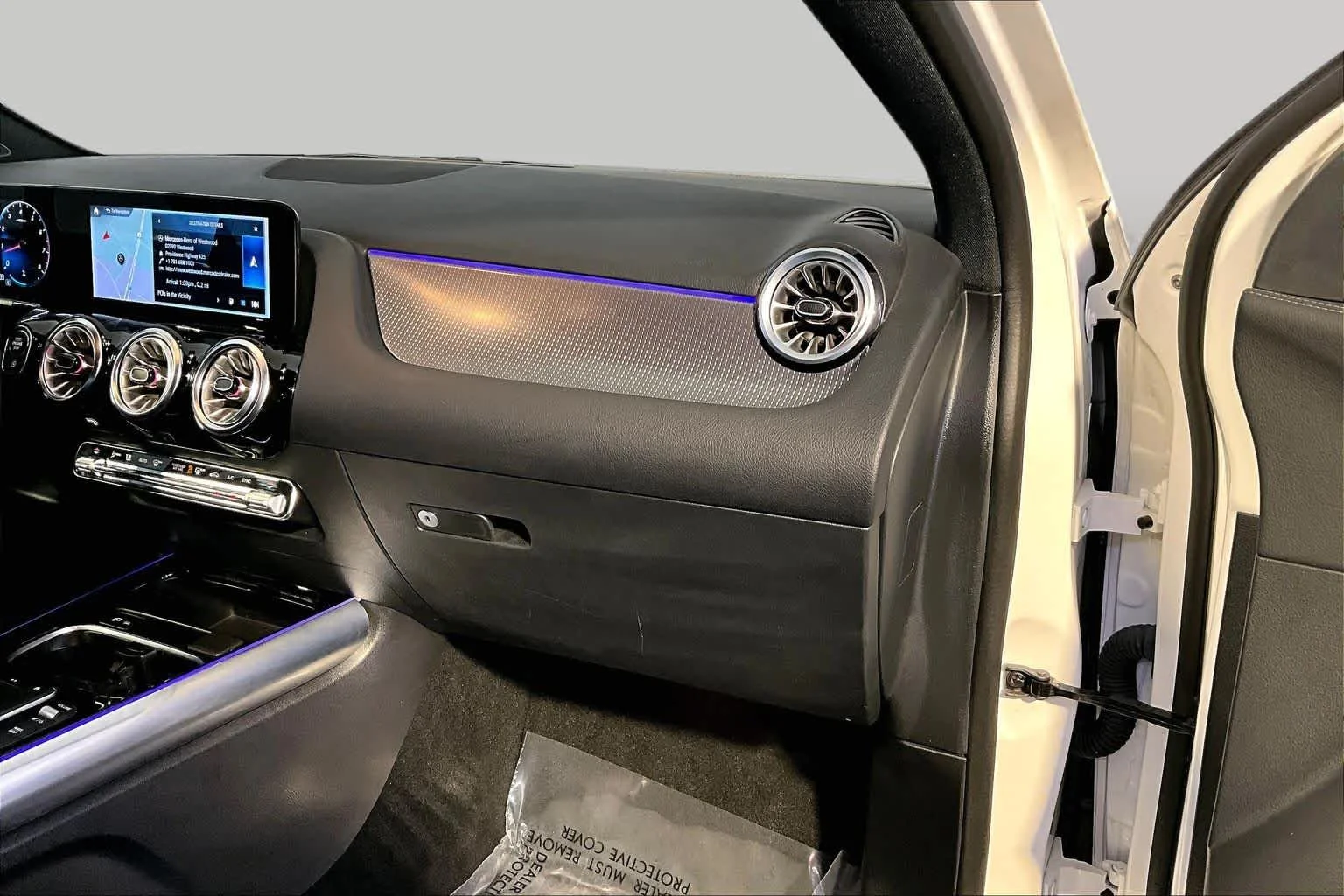 Certified Used 2022 Polar White Mercedes-Benz GLA 250 image 19