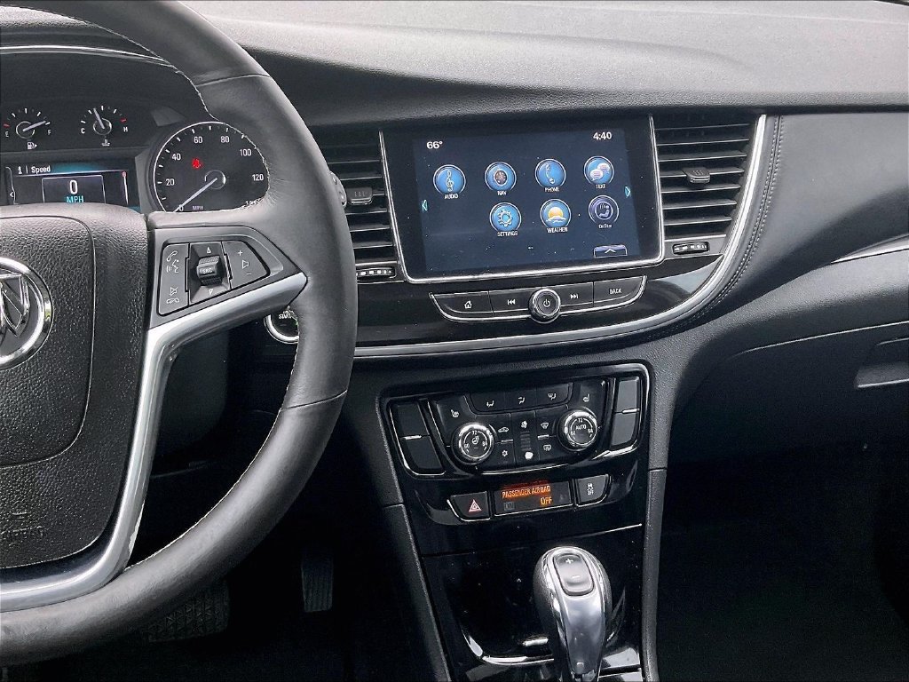 Used 2017 White Buick Essence image 18