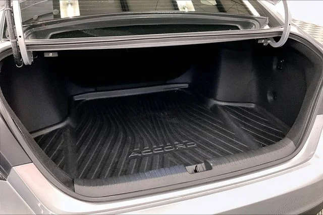 2025 Honda Accord SE - Photo 41