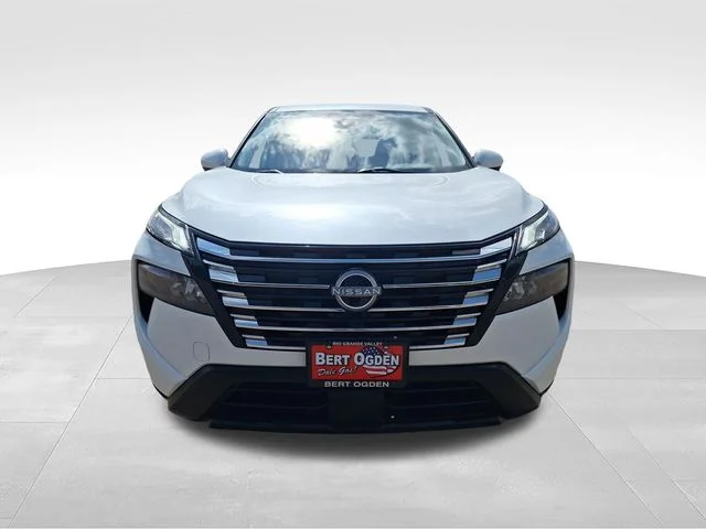 Used 2024 White Nissan SV image 2