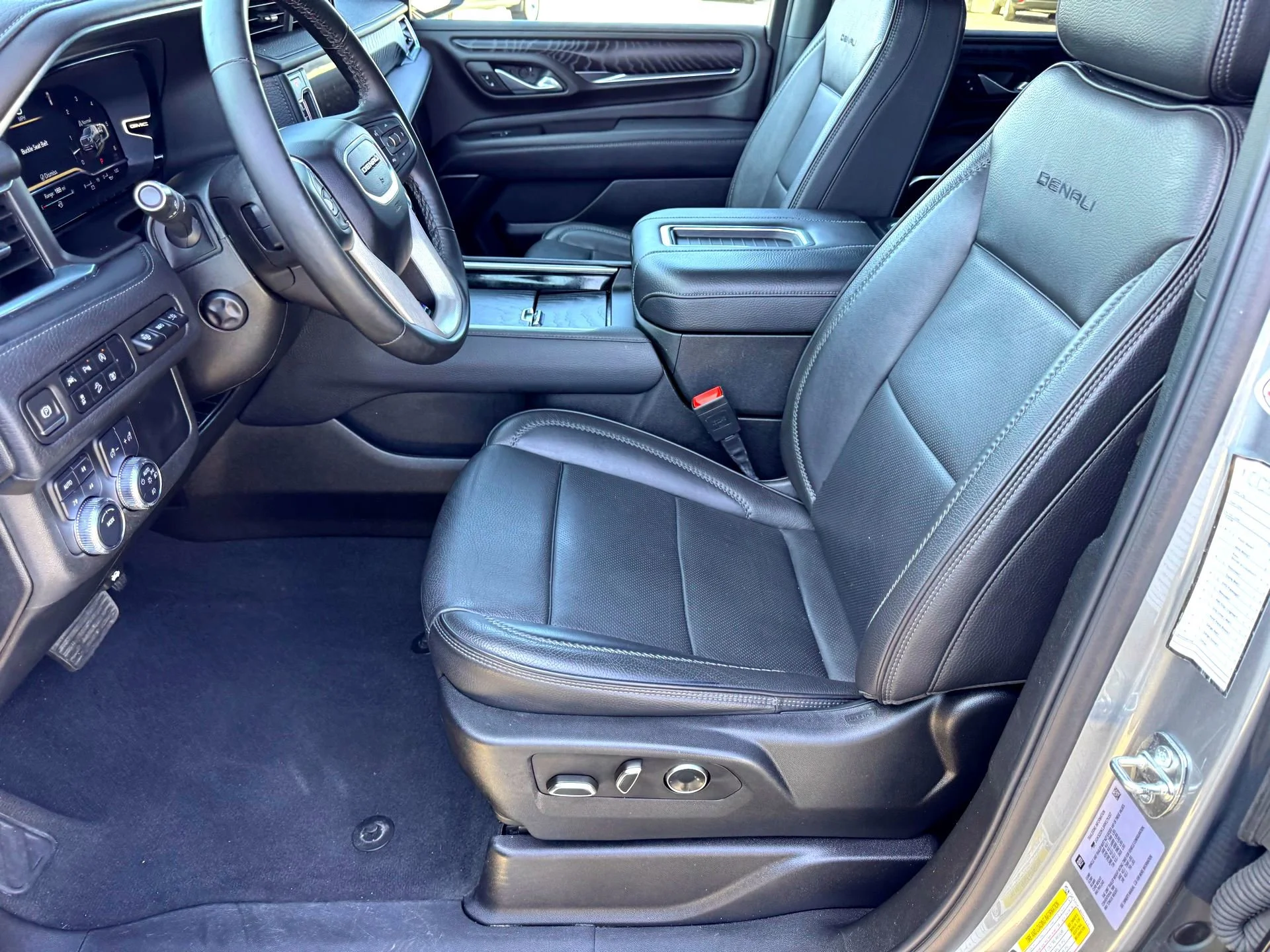 Used 2024 Sterling Metallic GMC Denali image 12