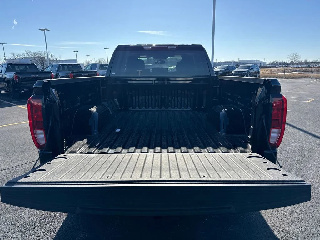 New 2026 Onyx Black GMC Pro image 32