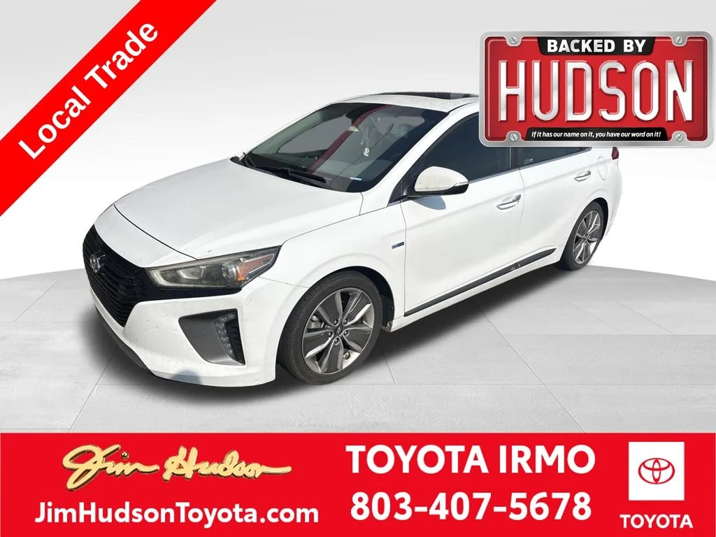 Used 2018 White Hyundai Limited image 1