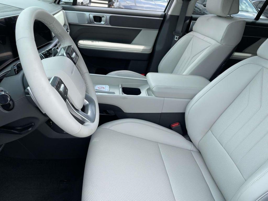 2026 Hyundai Santa Fe SEL - Photo 13