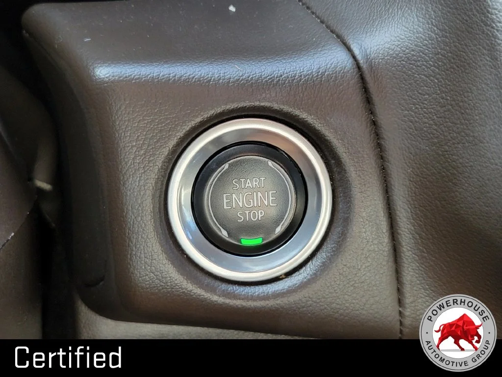 Used 2021 Black GMC SLT image 35