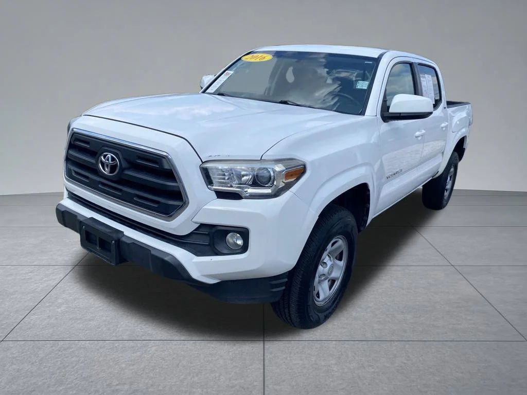Used 2016 White Toyota SR5 image 2