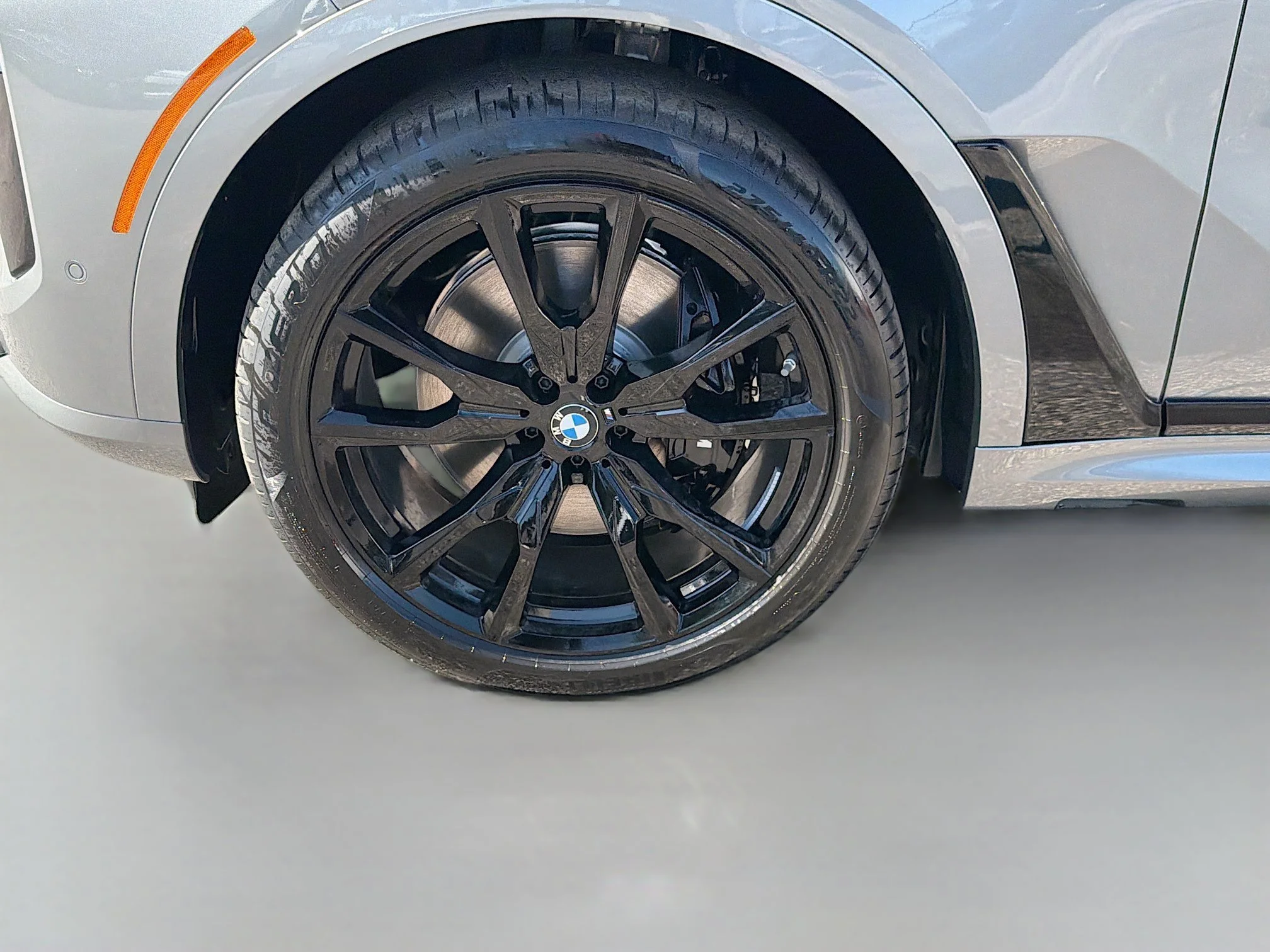 New 2027 Skyscraper Grey Metallic BMW xDrive40i image 40