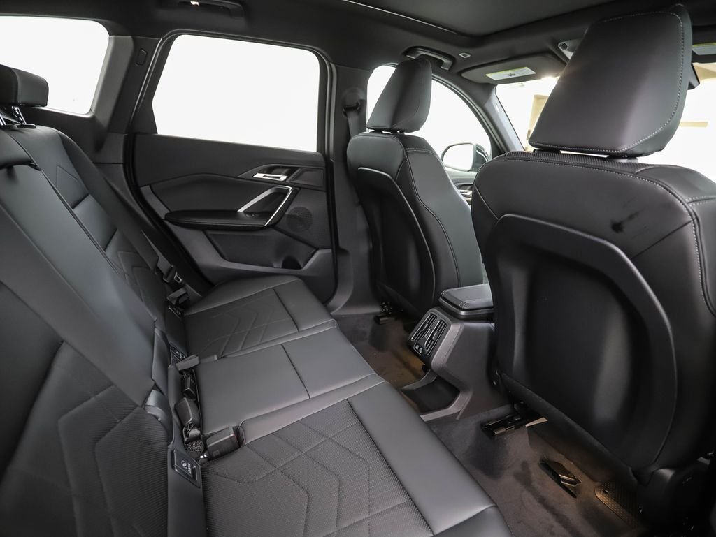 New 2027 Jet Black BMW xDrive28i image 26