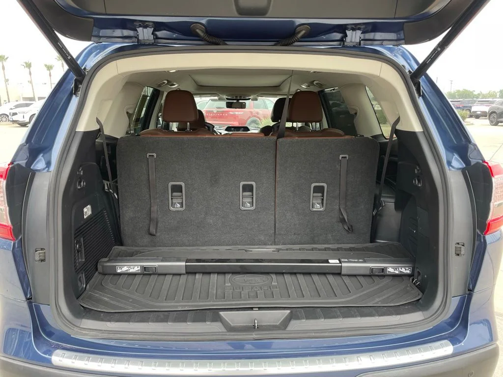 Used 2021 Blue Subaru Touring image 5
