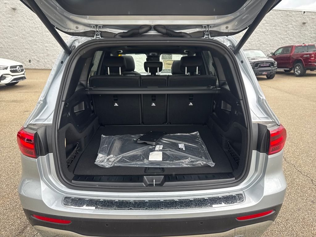 New 2026 Cirrus Silver Metallic Mercedes-Benz GLB 250 image 27