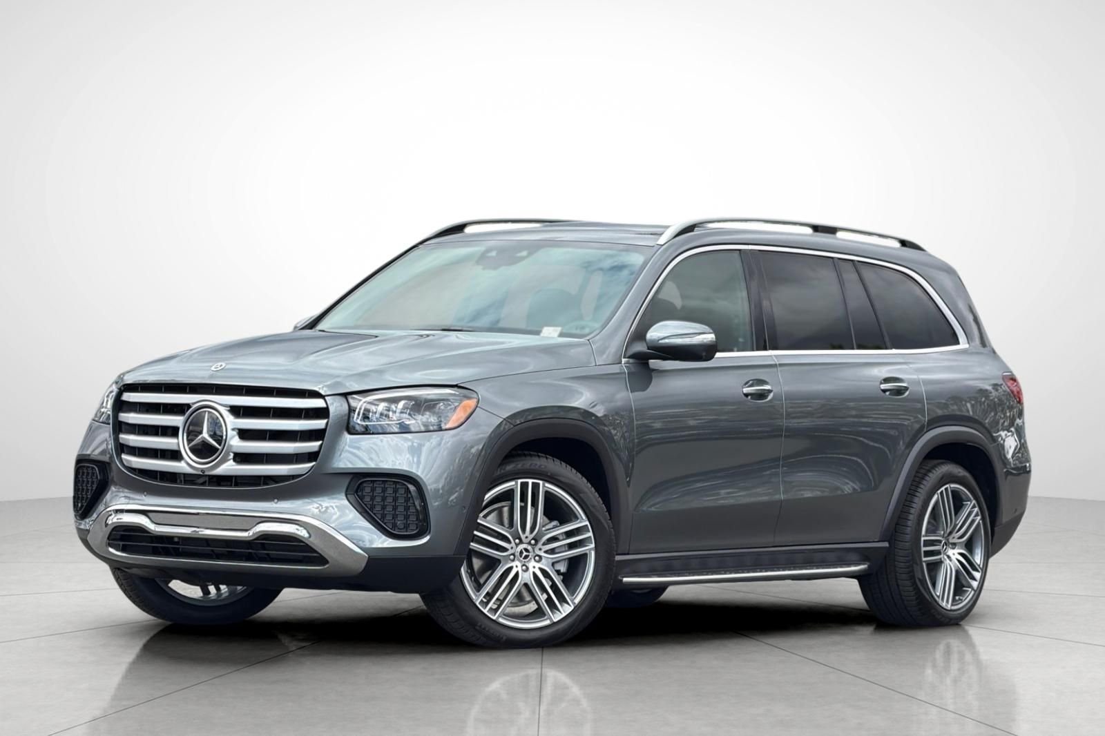 New 2026 Selenite Grey Metallic Mercedes-Benz GLS 450 image 1