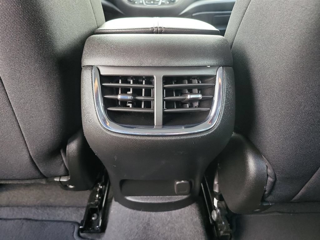 2024 Chevrolet Malibu 1LT - Photo 13