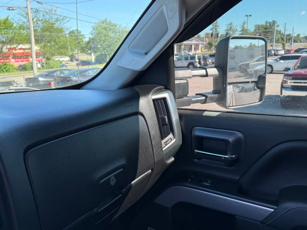 Used 2019 Beige Chevrolet LT image 20