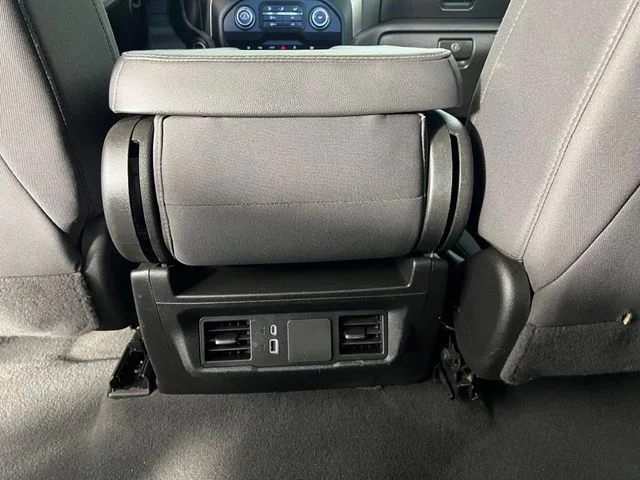 Used 2024 White Chevrolet Custom image 29