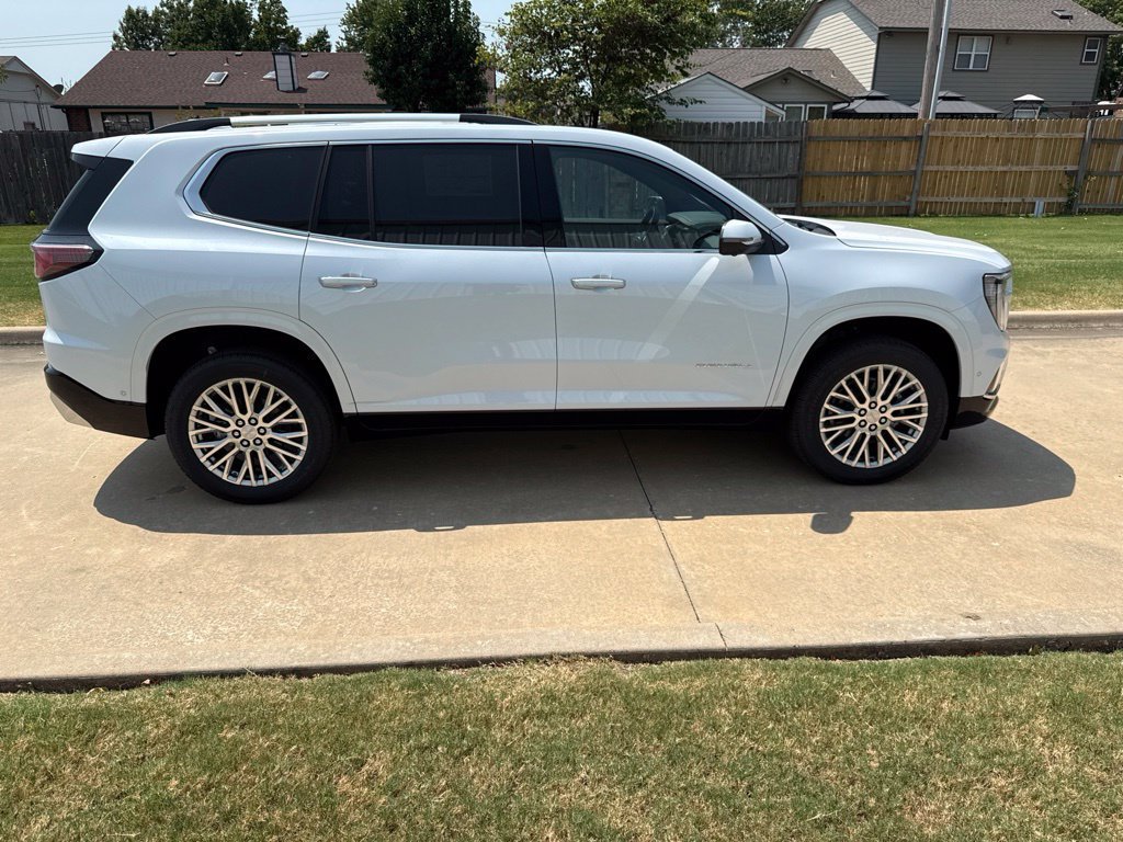 2026 GMC Acadia Denali - Photo 6