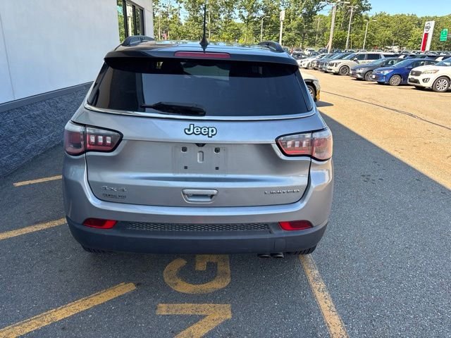 Used 2018 Silver Jeep Limited image 6