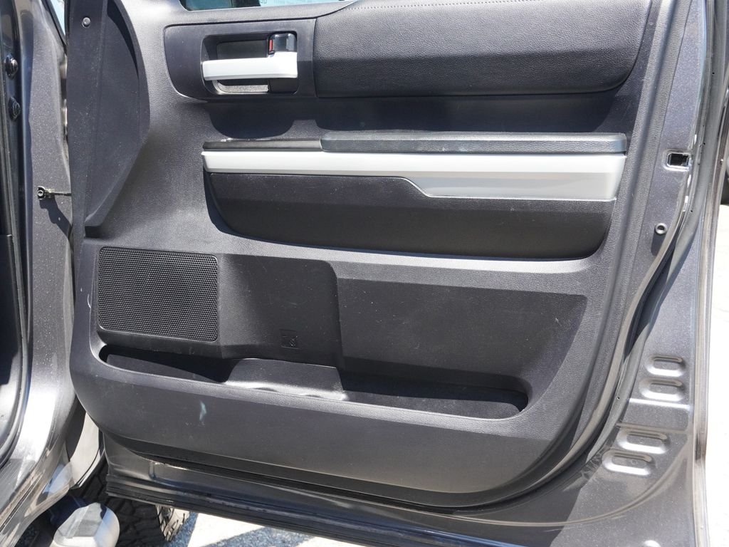 Used 2020 Gray Toyota SR5 image 21