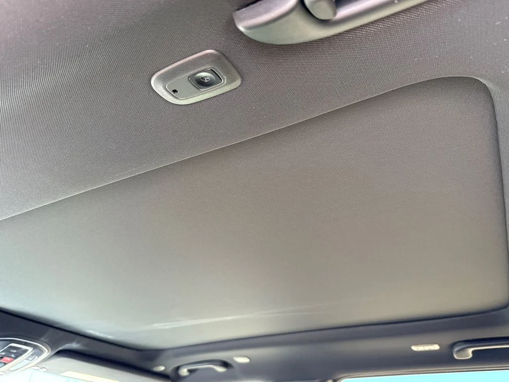 New 2026 Baltic-Gray Metallic Clear-Coat Exterior Paint Jeep  image 18