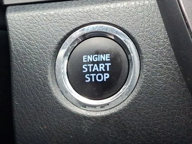 2024 Toyota Camry XLE - Photo 25