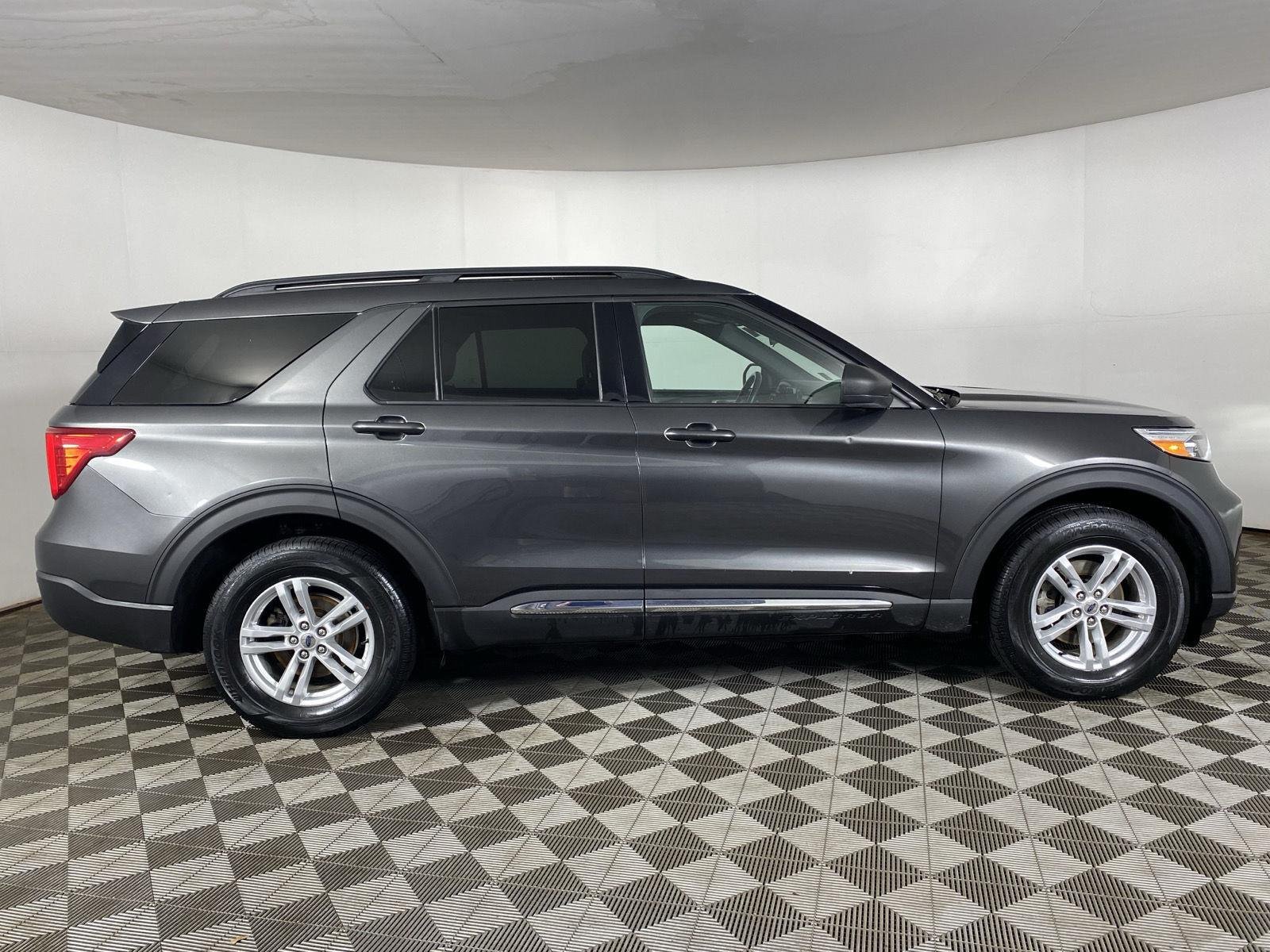 Used 2020 Magnetic Ford XLT image 7