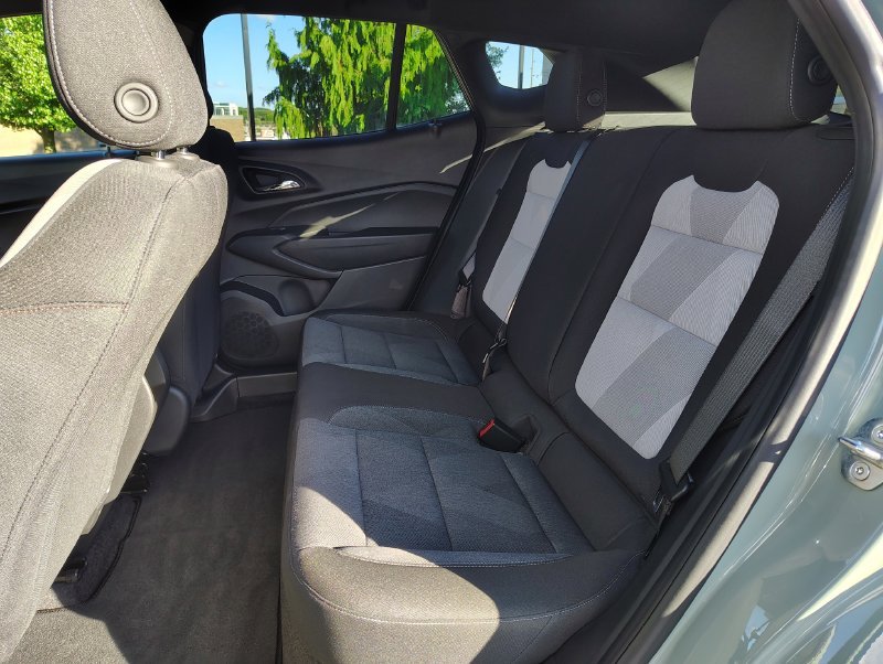 Used 2024 Green Chevrolet 1RS image 14
