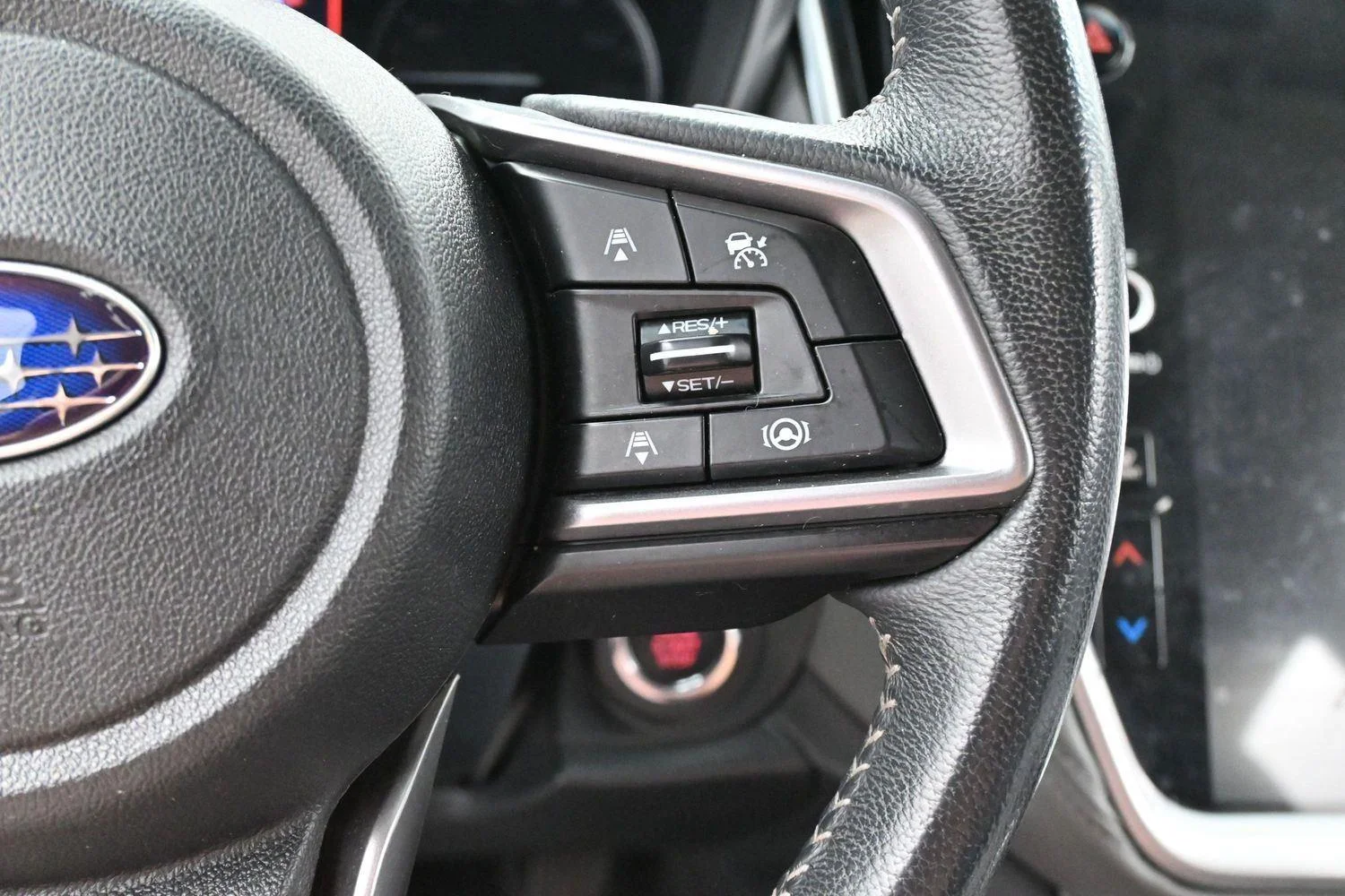 Used 2021 Crystal Black Silica Subaru Onyx Edition XT image 19