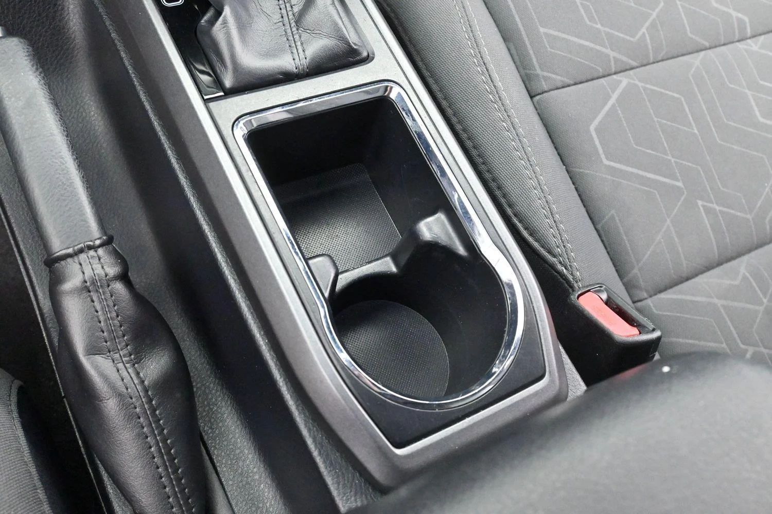 Used 2018 Super White Toyota TRD Off Road image 18
